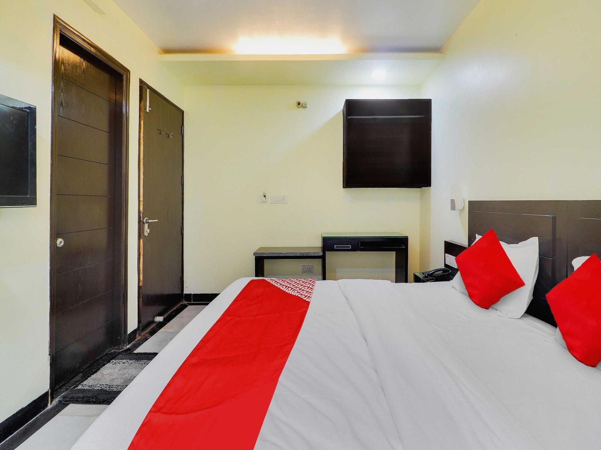 Oyo Flagship Hotel Rudra Palace Agra  Luaran gambar