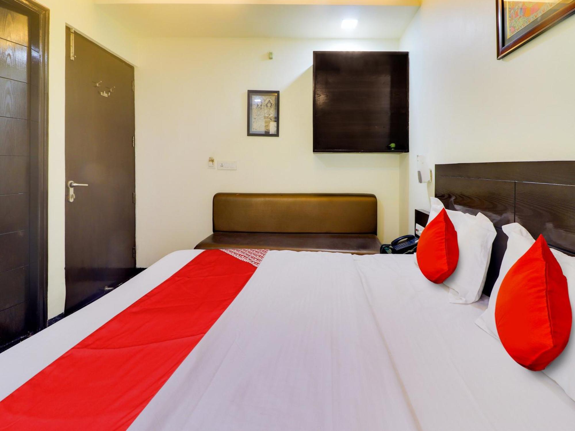 Oyo Flagship Hotel Rudra Palace Agra  Luaran gambar